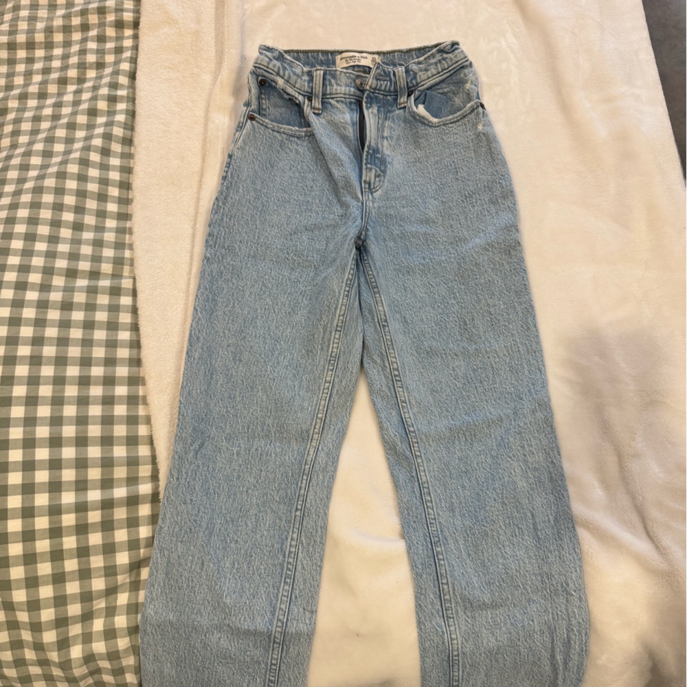 Light Blue Denim Jeans - Picture 3 of 3